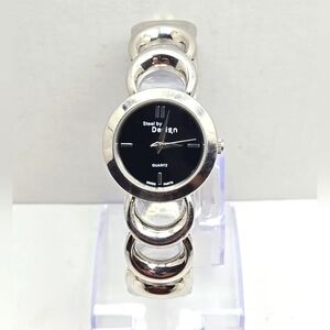 Womens Steel By Design QVC Swiss Watch Silver Tone Black Dial New Battery